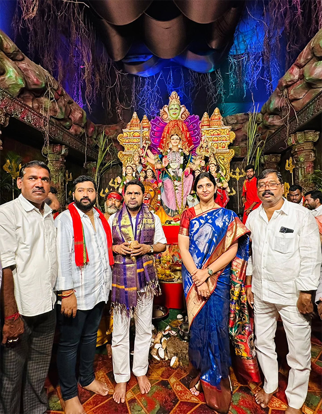 YSRCP Leader Shyamala Dussehra Pooja in Hyderabad9