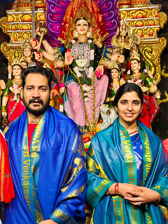 YSRCP Leader Shyamala Dussehra Pooja in Hyderabad5