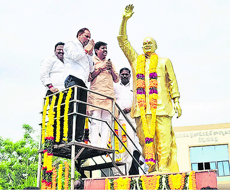 మదిమదినా.. వైఎస్సార్ 1