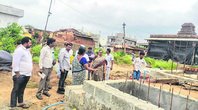 నిబంధనలు పాటిస్తేనే ఇళ్లకు బిల్లు 1
