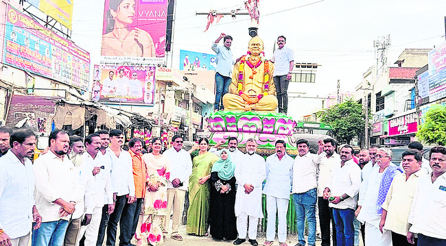 రాజన్నా..నిను మరువం 1