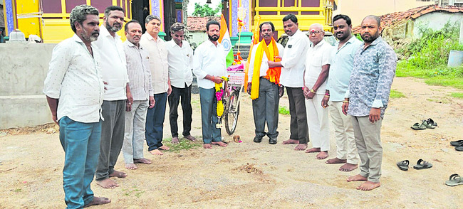లోకకల్యాణం కోసం సైకిల్ యాత్ర1