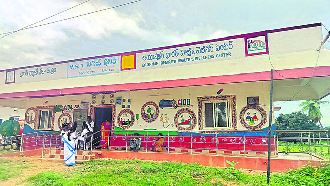 కలుషిత నీటితో కలకలం1