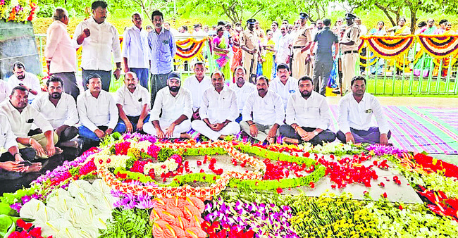 మూర్తిమత్వమై..3