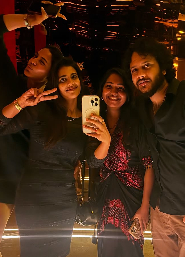 Sankranti movie lead actress is chilling in Singapore photos4