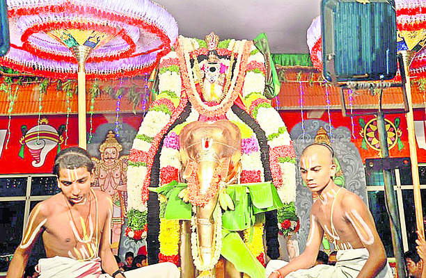 శ్రీహరి ఇలను చేరి!1