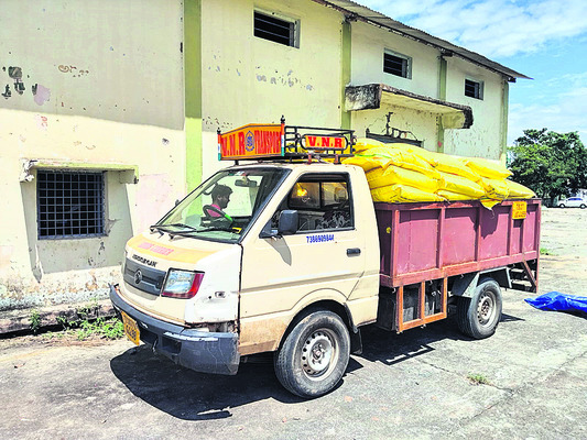 అస్వస్థతకు గురైన   ఉపాధ్యాయుడు మృతి1