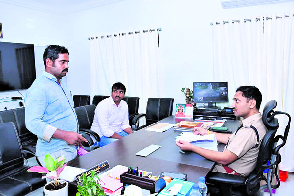 సబ్‌జైల్‌ తనిఖీ చేసిన జడ్జి 2