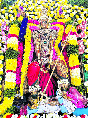 జగజ్జననీ.. కరుణించు 3
