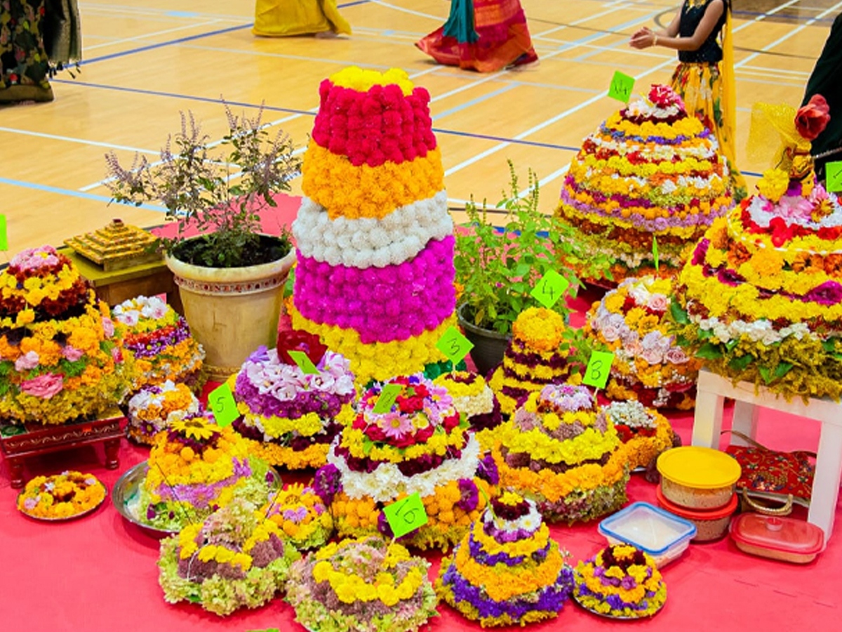 Grand Bathukamma 2025 Celebrations Across The World9