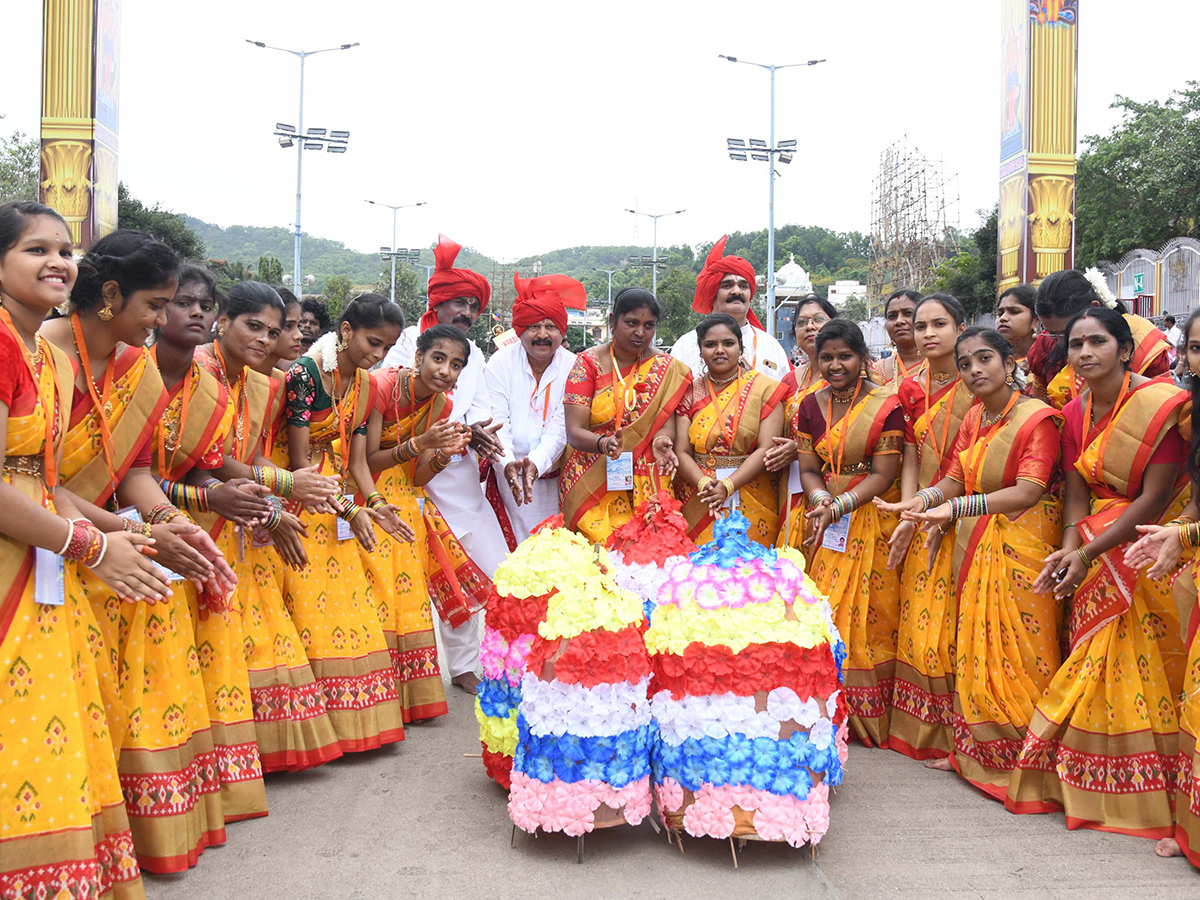 Devotional : Tirumala Brahmotsavam 2025 Photos11