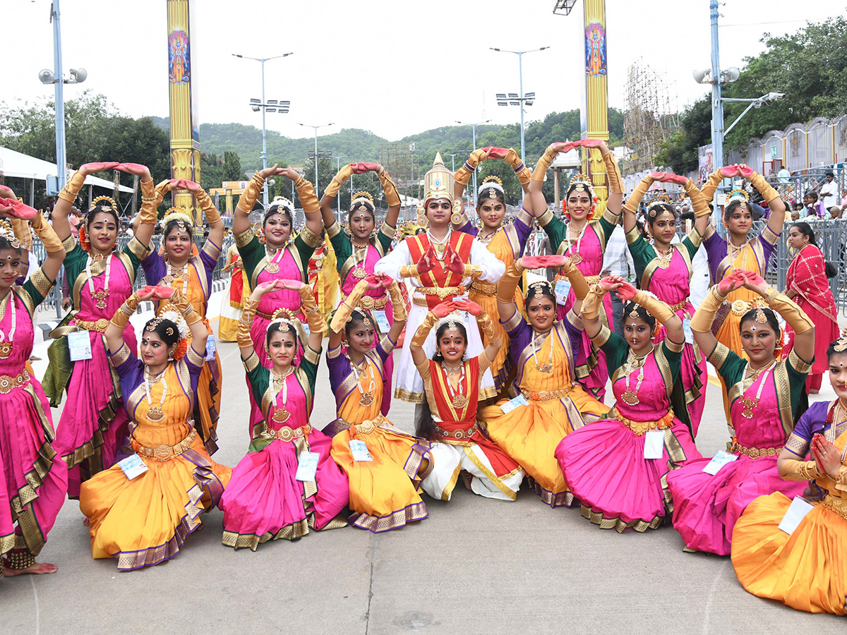 Devotional : Tirumala Brahmotsavam 2025 Photos12