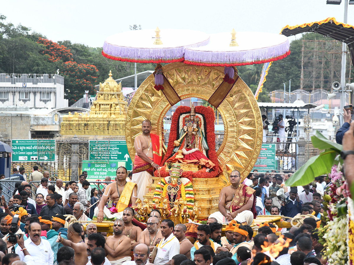 Devotional : Tirumala Brahmotsavam 2025 Photos13