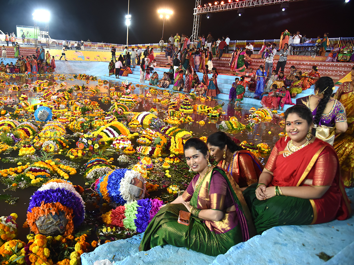 Grand Bathukamma Celebrations at Kukatpally Photos16