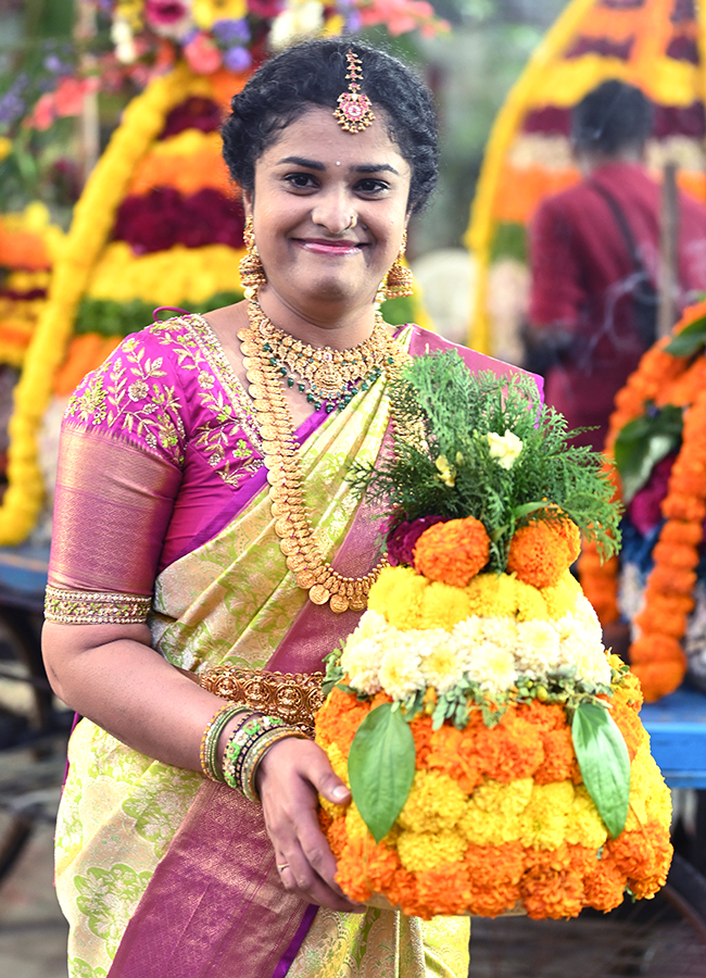 Grand Bathukamma Celebrations at Kukatpally Photos20