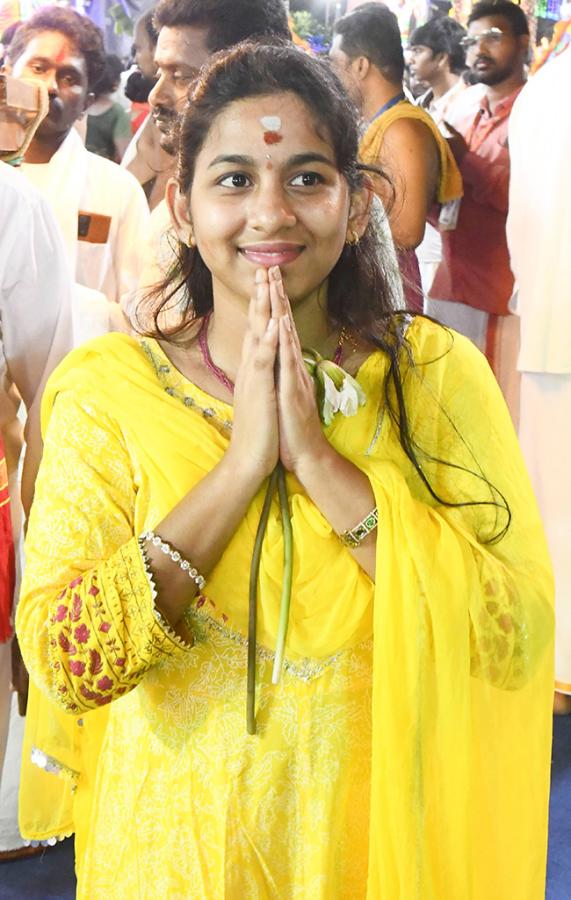 Huge Devotees Rush At Vijayawada Durgamma Temple20