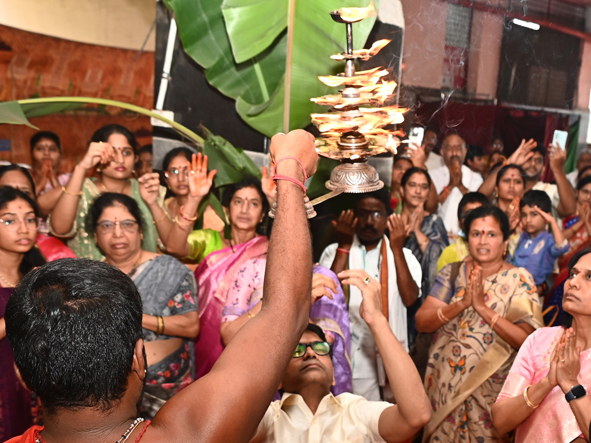 Mahishasura Mardini Alankaram Day 9 In Vijayawada Dasara Navaratri 2025 Photos10