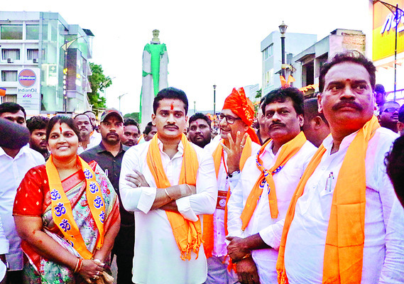 వినాయక నిమజ్జన కోలాహలం 1