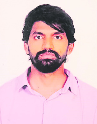 వేర్వేరు రోడ్డు ప్రమాదాల్లో ముగ్గురి మృతి 1