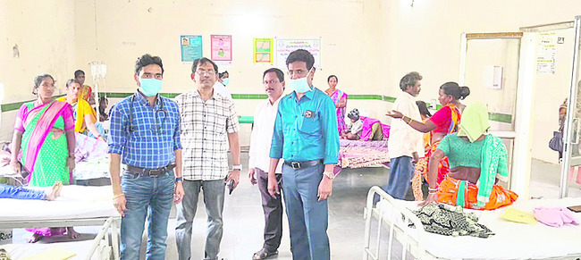 ఆస్పత్రిలో బెడ్లు ఏర్పాటు చేస్తాం2