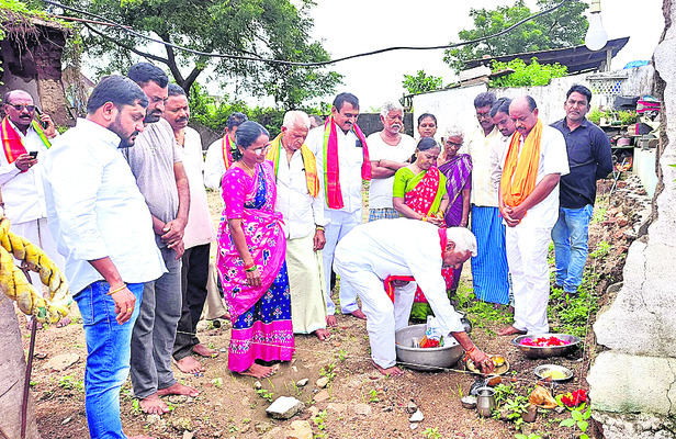 ఆస్పత్రిలో బెడ్లు ఏర్పాటు చేస్తాం3