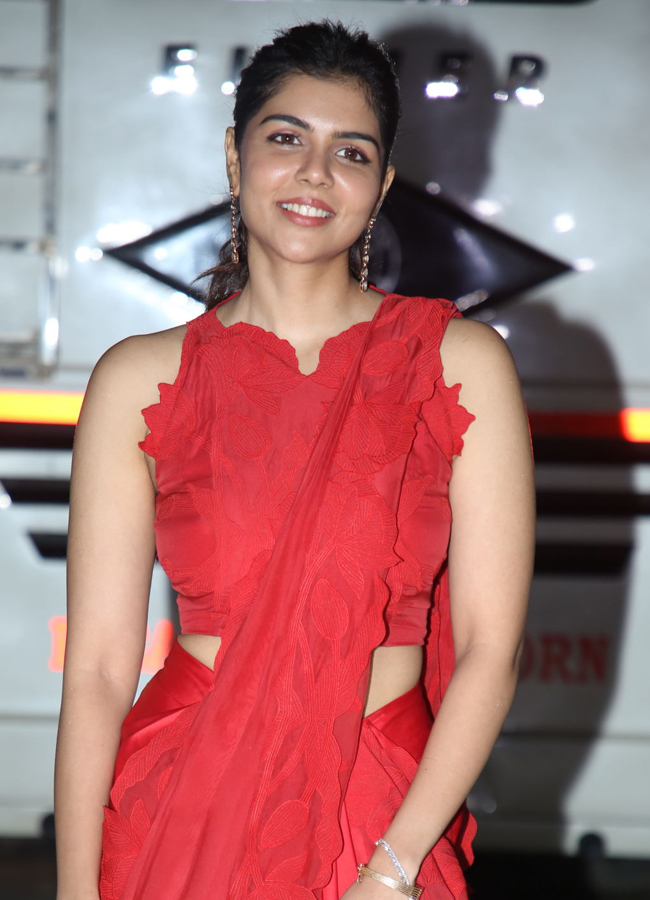 Kalyani Priyadarshan, Dulquer at the success meet of 'Khottha Loka' movie (Photos)15
