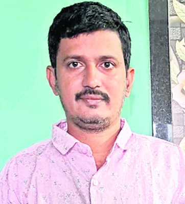 ఆదర్శం.. బోధన వినూత్నం 6