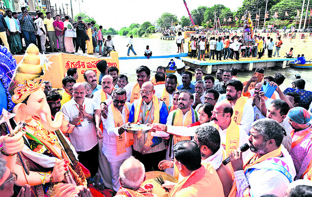 ఆపరేషన్‌ సింధూర్‌కు అంకితం 
3
