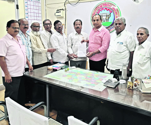 సమస్యలపరిష్కారానికి అంగీకారం
1