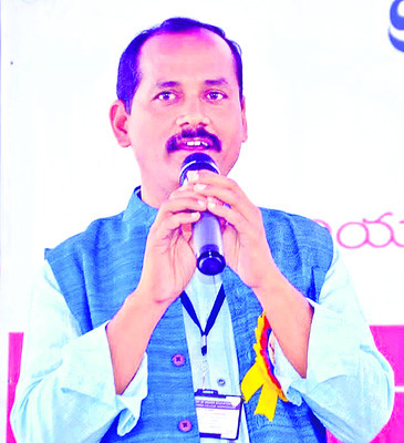 అసోసియేట్, అసిస్టెంట్ ప్రొఫెసర్లకు రాష్ట్రస్థాయి అవార2