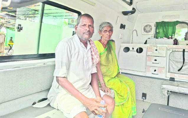 యూరియా ఇవ్వరు.. గోస తీర్చరు! 2