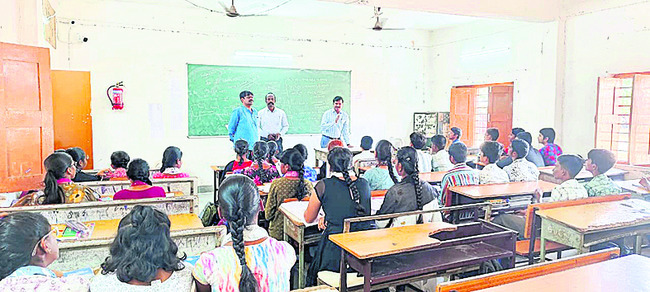 ఆధ్యాత్మిక సేవలు ఆత్మసంతృప్తినిస్తాయి1