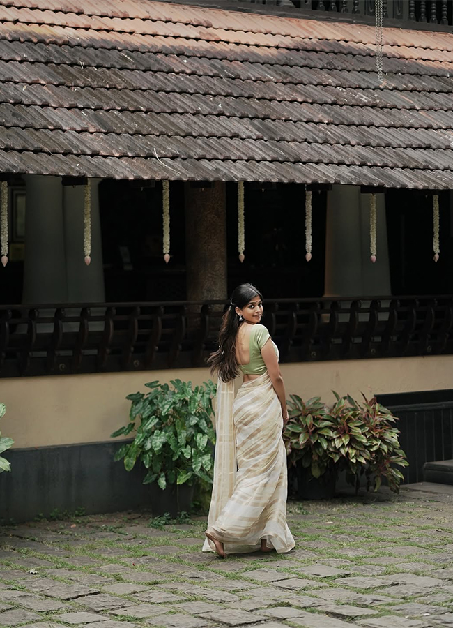Actress Ananthika Sanilkumar Onam Festival Celebration 2025 Photos4