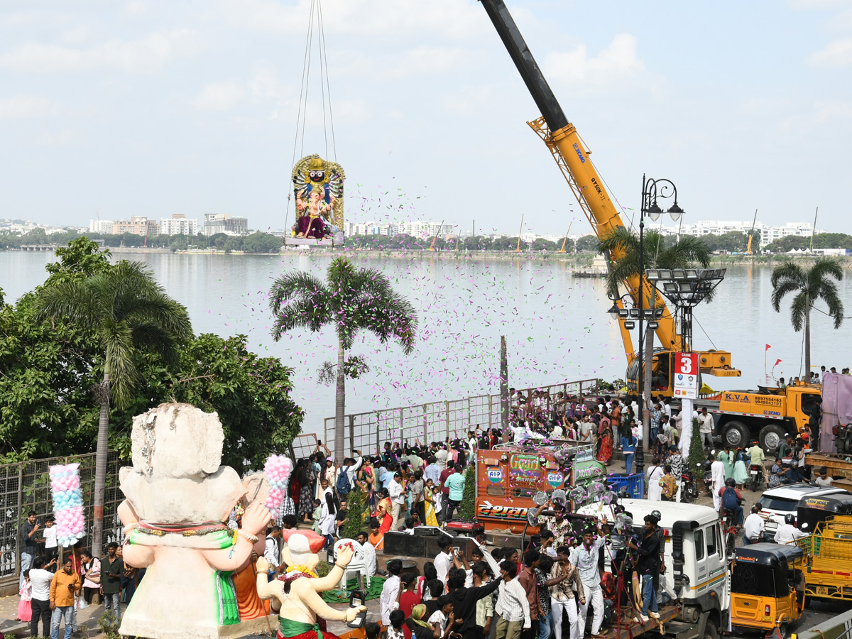 Ganesh Idol immersion At Hyderabad Photos12