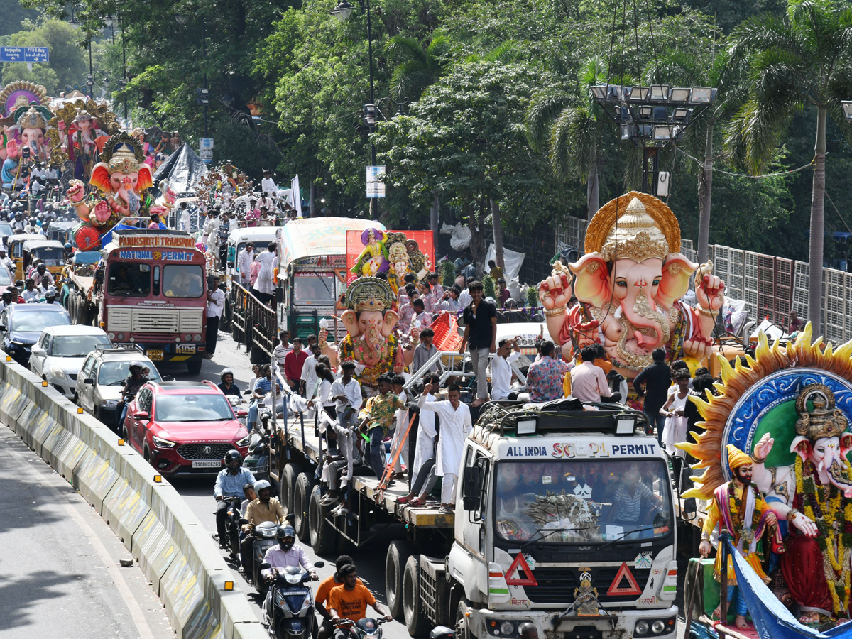 Ganesh Idol immersion At Hyderabad Photos13