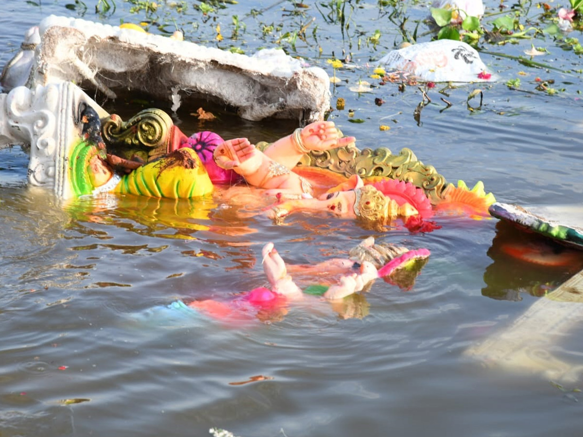 Ganesh Idol immersion At Hyderabad Photos5