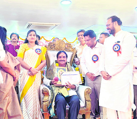 ఉపాధ్యాయులపై ‘గురు’తర బాధ్యత 5