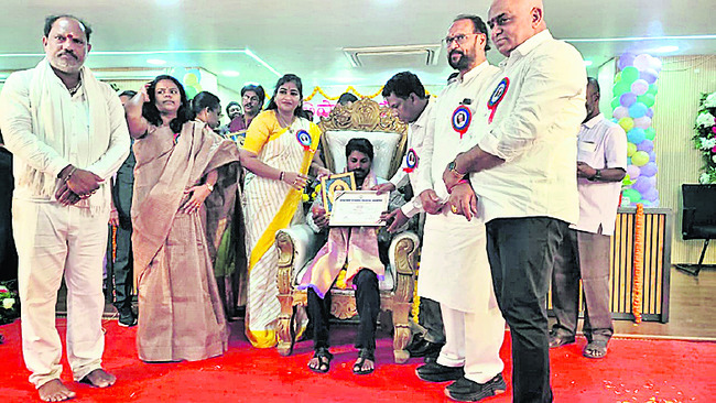 ఉపాధ్యాయులపై ‘గురు’తర బాధ్యత 7