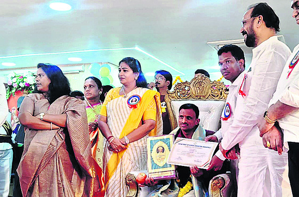 ఉపాధ్యాయులపై ‘గురు’తర బాధ్యత 3