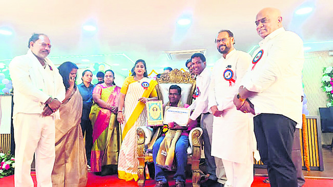 ఉపాధ్యాయులపై ‘గురు’తర బాధ్యత 6