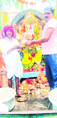 జోరుగా లడ్డూ వేలంపాటలు 2
