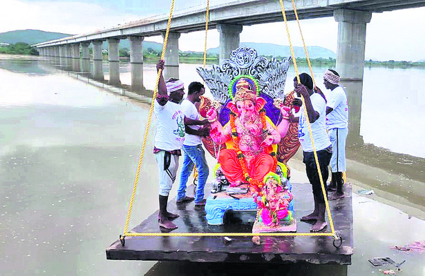 వెళ్లిరా వినాయక1