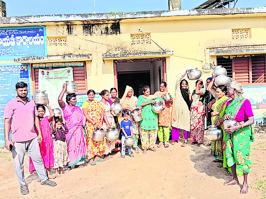 నిమజ్జన ఏర్పాట్ల పరిశీలన
4