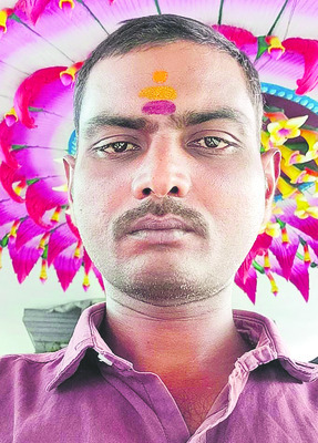 రోడ్డు ప్రమాదంలో వ్యక్తి మృతి1