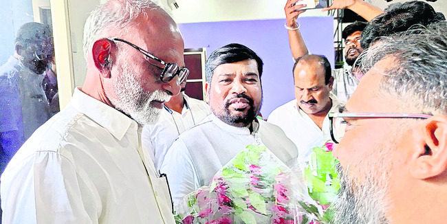 గజపతి జిల్లాలో రఘువీరా రెడ్డి పర్యటన1