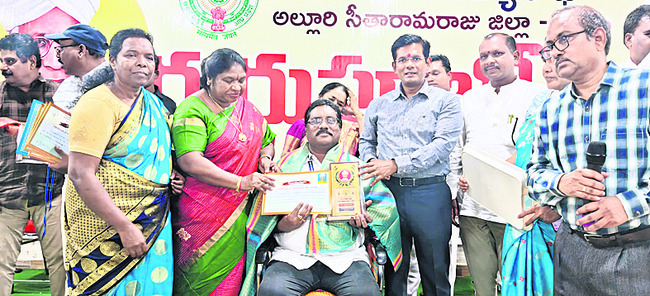 ఉపాధ్యాయులదే గురుతర బాధ్యత 2