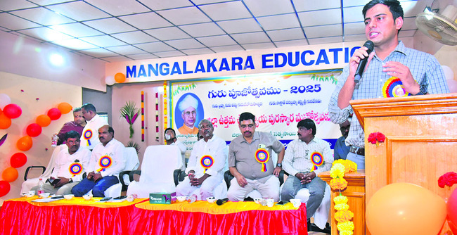 గురువులే మార్గనిర్దేశకులు 1