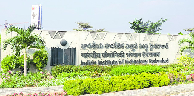 డీడీఎస్–కేవీకేకు 4 అవార్డులు1