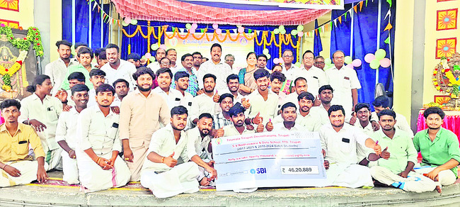 రెండిళ్లలో చోరీ 2