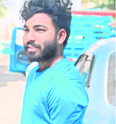 నిమజ్జనం చేసి వస్తుండగా..అపశ్రుతి1